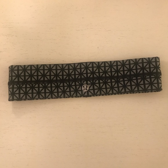 lululemon athletica Accessories - Lululemon Headband